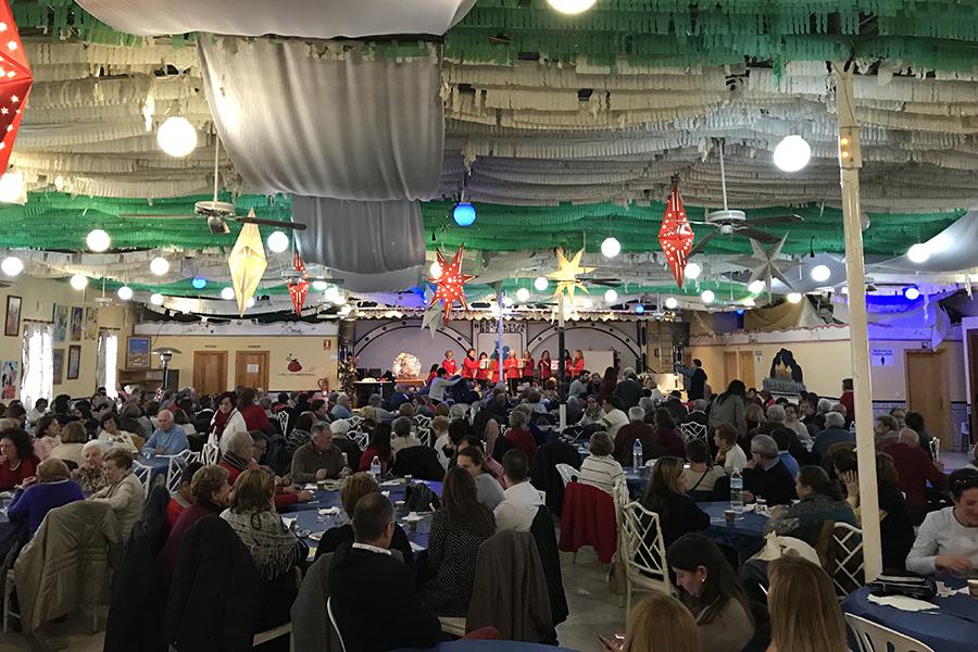 La parroquia Virgen del Carmen y Santa Fe, Los Boliches celebra la tradicional paella a beneficio de la Cáritas parroquial // M. JIMÉNEZ