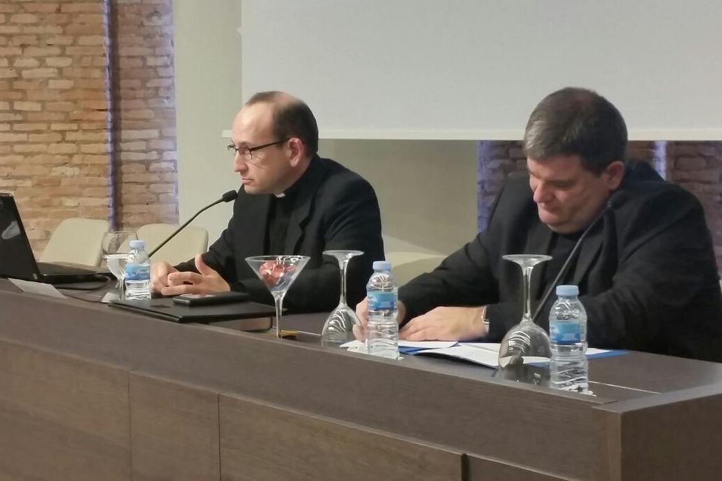 Alejandro Pérez Verdugo durante su ponencia en las XX Jornadas Diocesanas de Liturgia. FOTO: G. MORALES