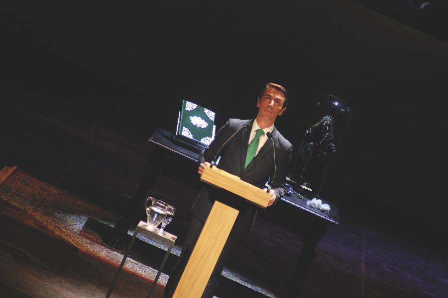 «Salid a la calle a rezar sin complejos»