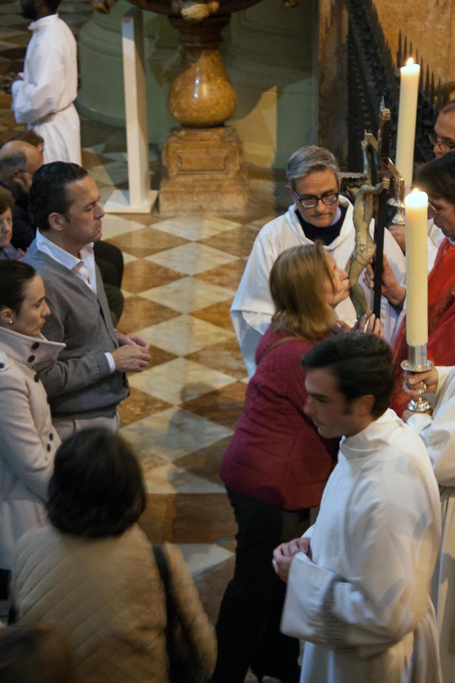 Celebración de la Pasión y Muerte del Señor en la Catedral el Viernes Santo // M. ZAMORA