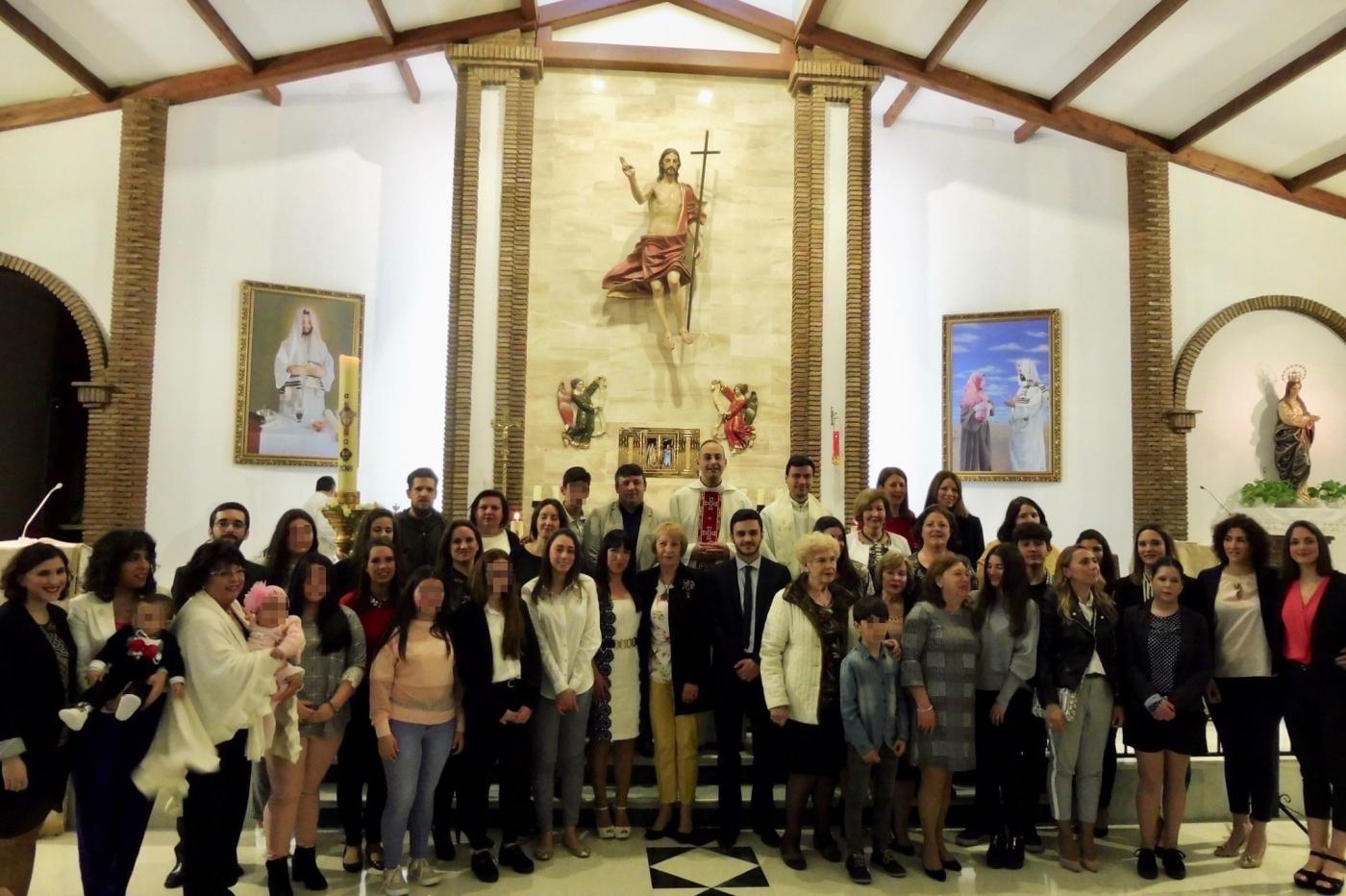 Confirmaciones en la parroquia de Cristo Resucitado de Torremolinos