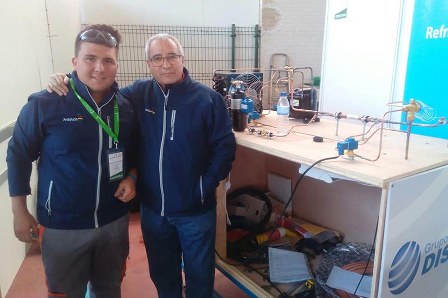 El Colegio San José de Málaga logra una medalla de plata en el Campeonato AndalucíaSkills en la modalidad de Refrigeración
