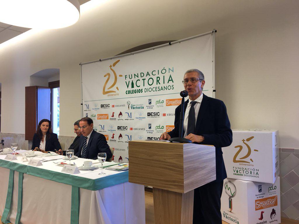Desayuno-debate institucional del Foro Educativo Victoria