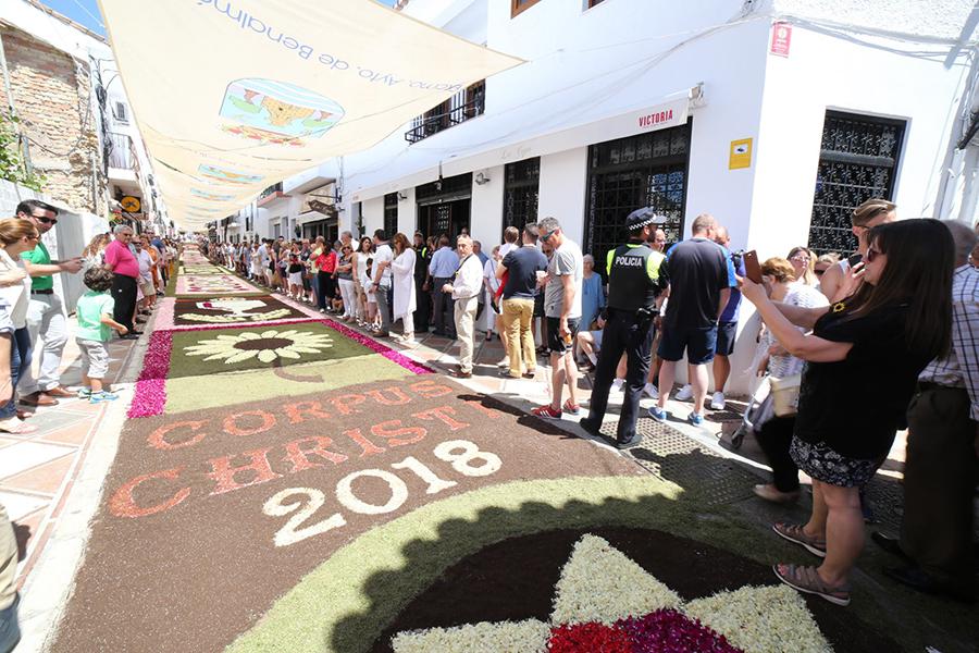 Solemnidad del Corpus Christi en Benalmádena pueblo // ISABEL MARÍA MENÉNDEZ