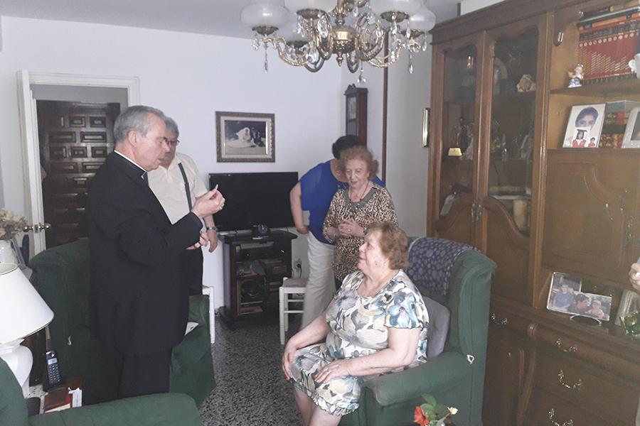 Visita Pastoral del Obispo de Málaga, Jesús Catalá, a la parroquia María Madre de Dios 