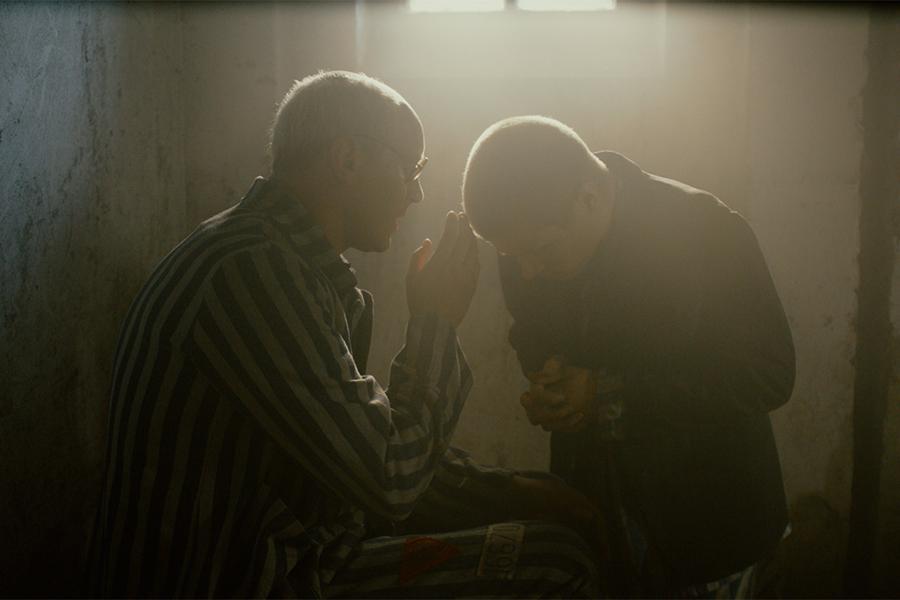 Dos coronas, ya en DVD y Filmin