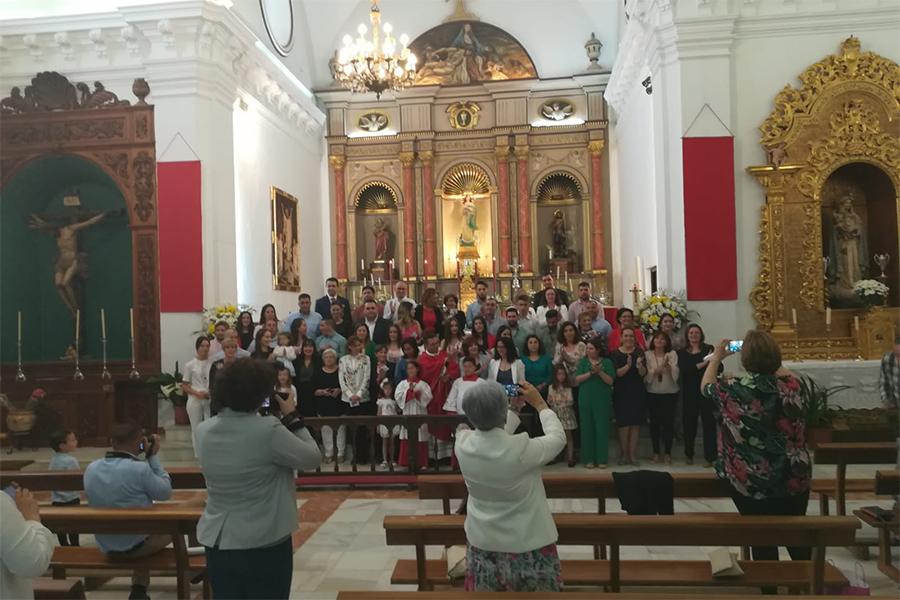 Confirmaciones en la parroquia de la Inmaculada Concepción, en Sierra de Yeguas