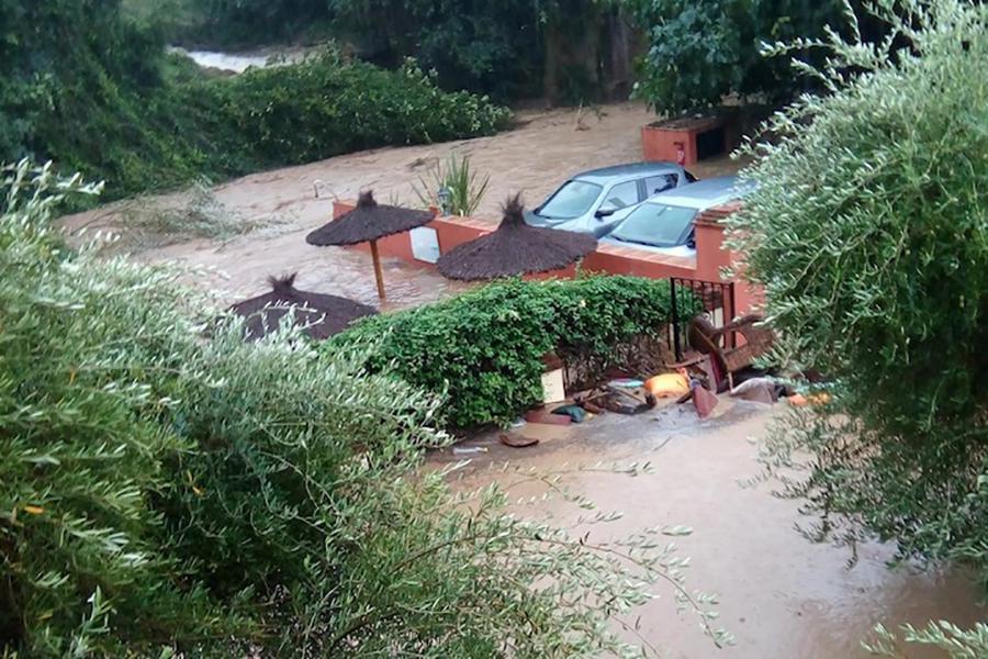 El Espejo se acerca a las parroquias de los pueblos inundados