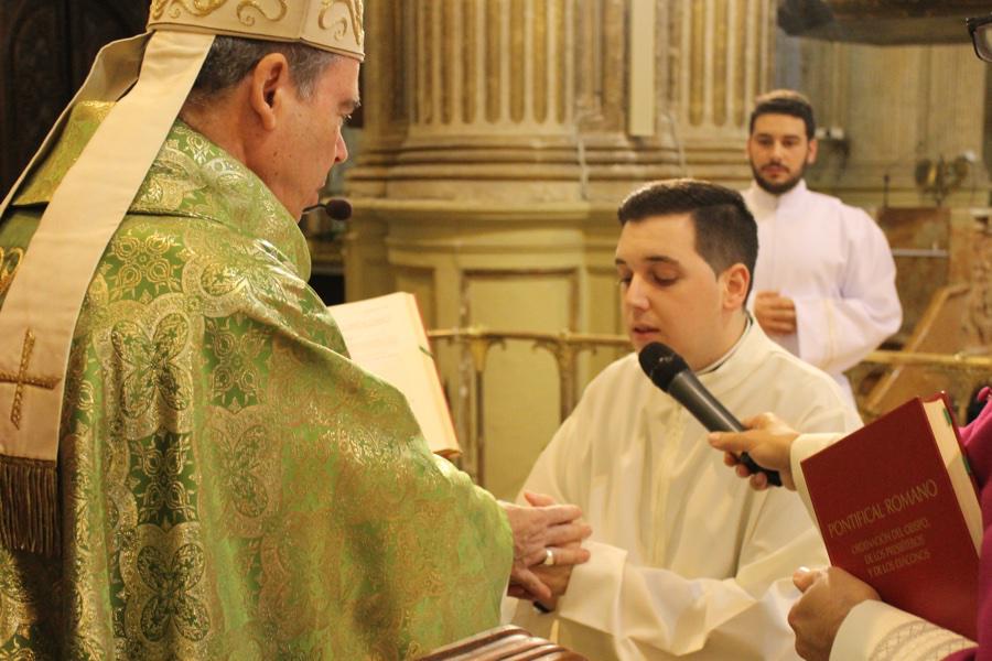 Ordenación de diáconos y ministerio de Lector y Acólito en la Catedral