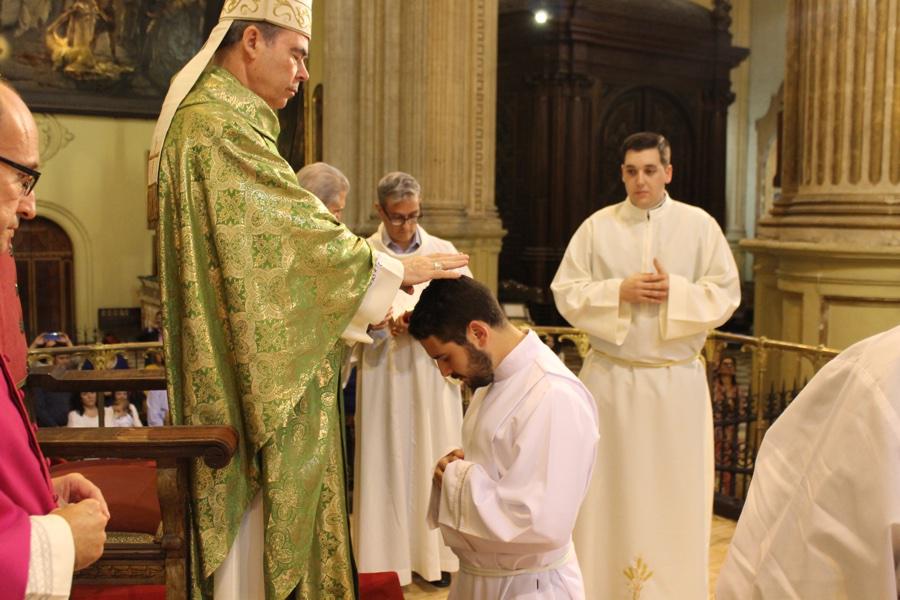 Ordenación de diáconos y ministerio de Lector y Acólito en la Catedral
