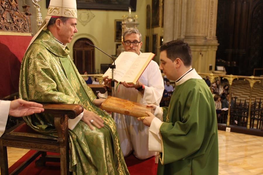 Ordenación de diáconos y ministerio de Lector y Acólito en la Catedral