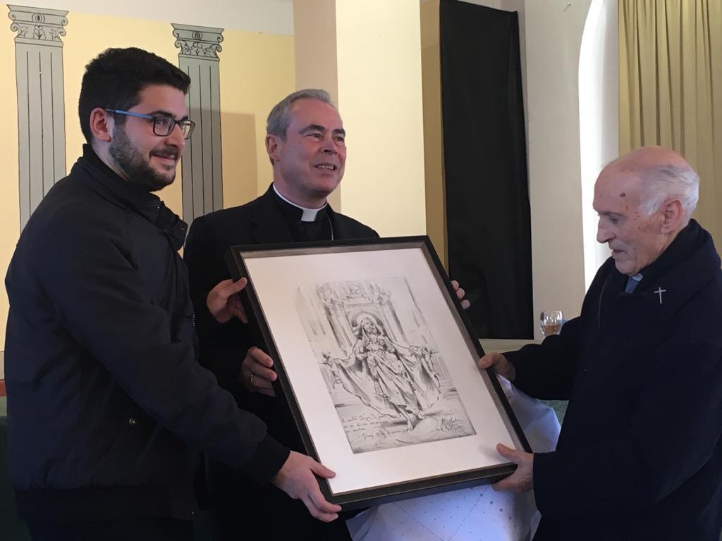 El clero celebra su convivencia de Adviento y el aniversario del Obispo