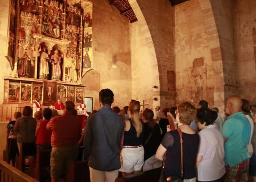 ¿Sabías que en la plegaria eucarística el pueblo interviene en cuatro ocasiones?