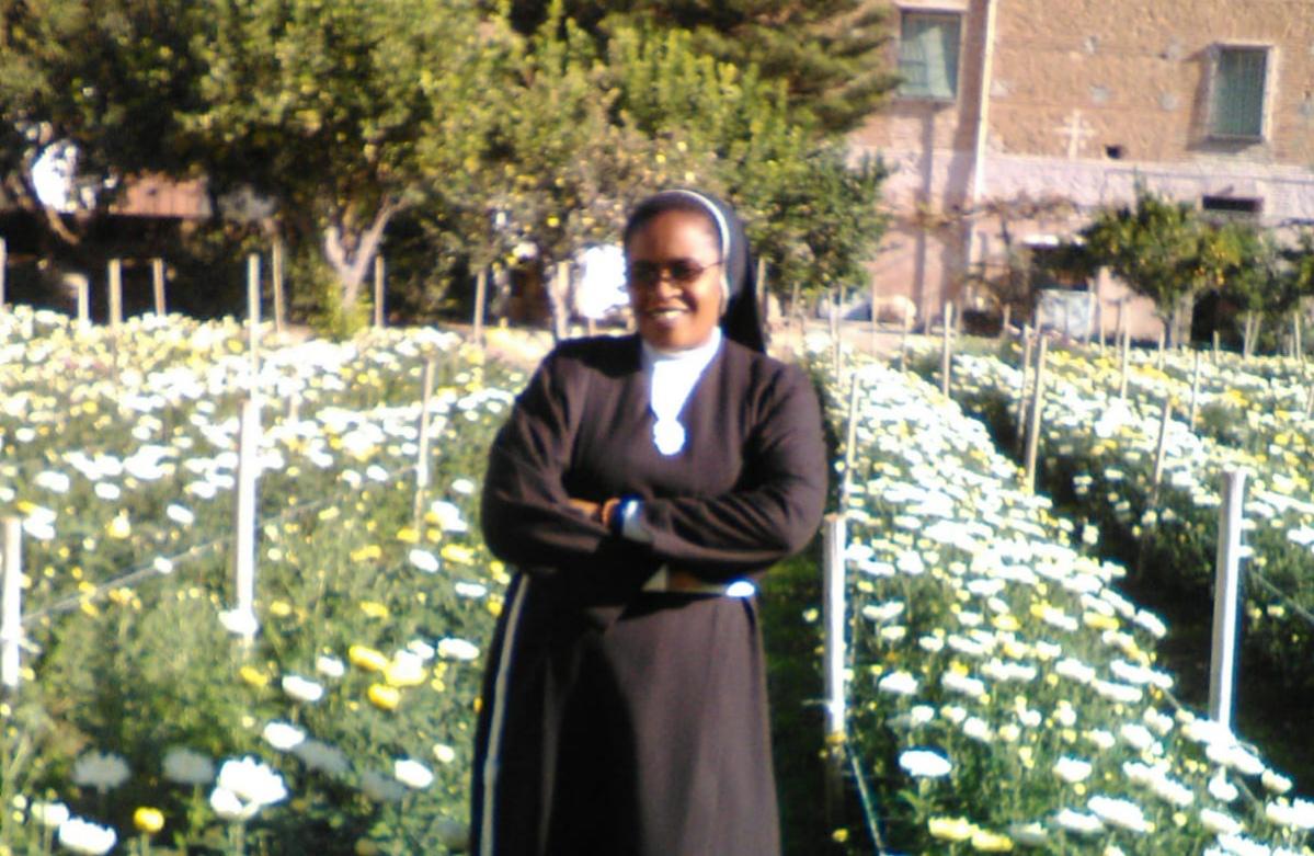 Sor Lucia Koki Mutinda: «El día de mi profesión, el luto se convirtió en alegría»