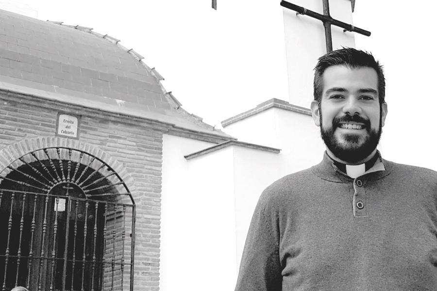 Miguel Chacón, sacerdote diocesano
