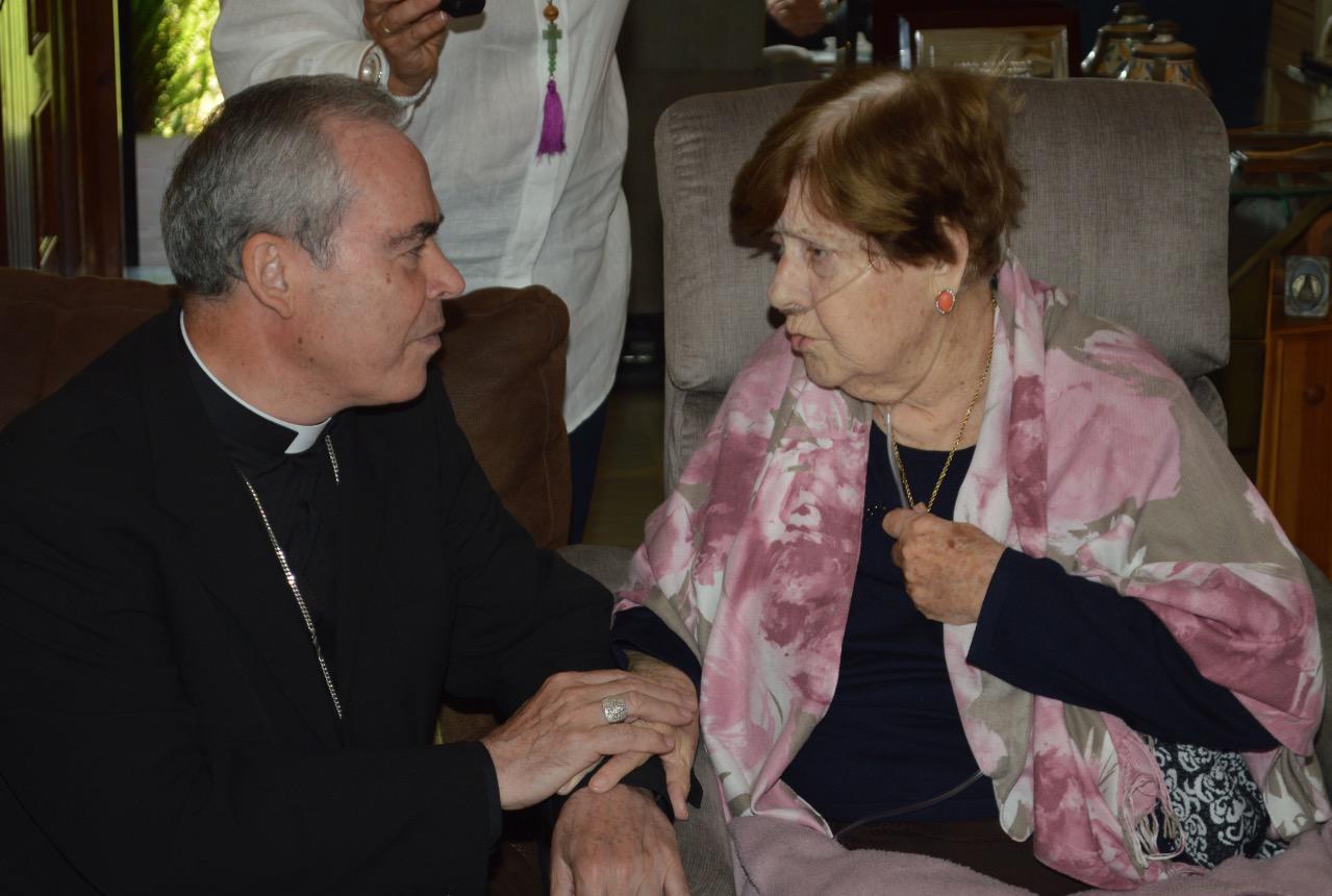 Visita Pastoral del Obispo de Málaga a la parroquia Virgen del Carmen de Marbella // J. ESTEBAN