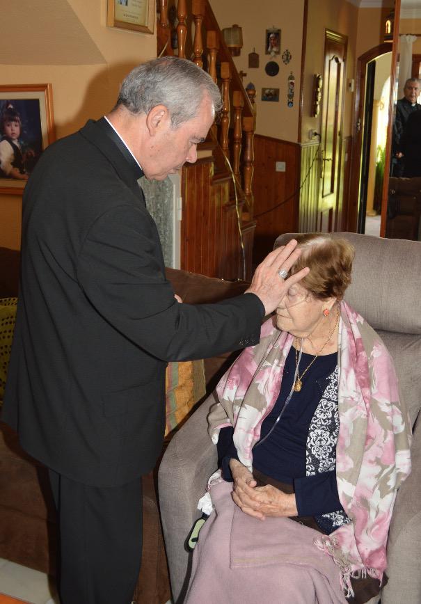 Visita Pastoral del Obispo de Málaga a la parroquia Virgen del Carmen de Marbella // J. ESTEBAN