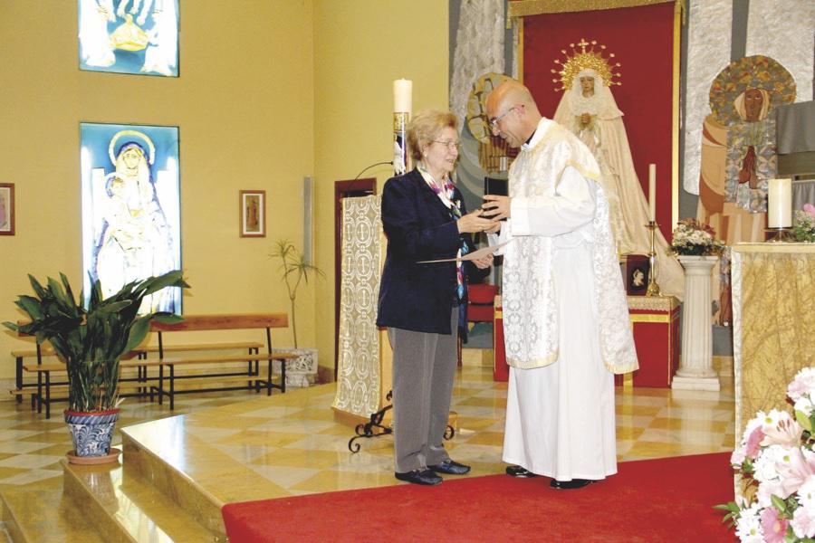 María José Barrado: «Desde que me pusieron la medalla no me la he quitado»