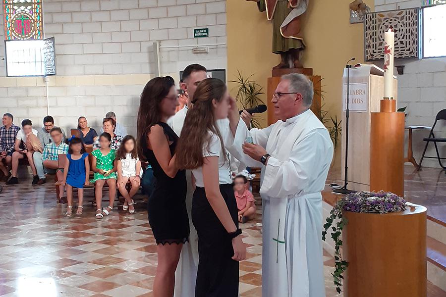 Confirmaciones en la parroquia de San Fernando 