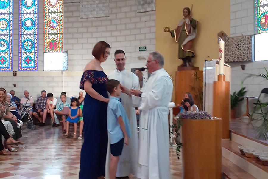 Confirmaciones en la parroquia de San Fernando 