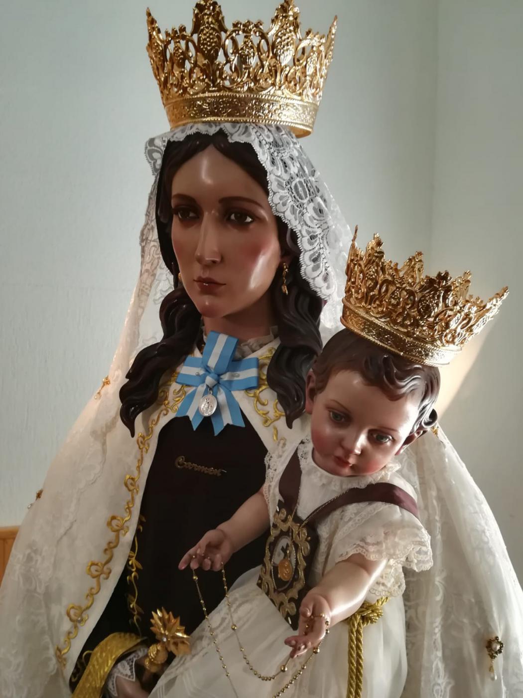 El Papa envía un rosario a la Virgen del Carmen de Palma Palmilla