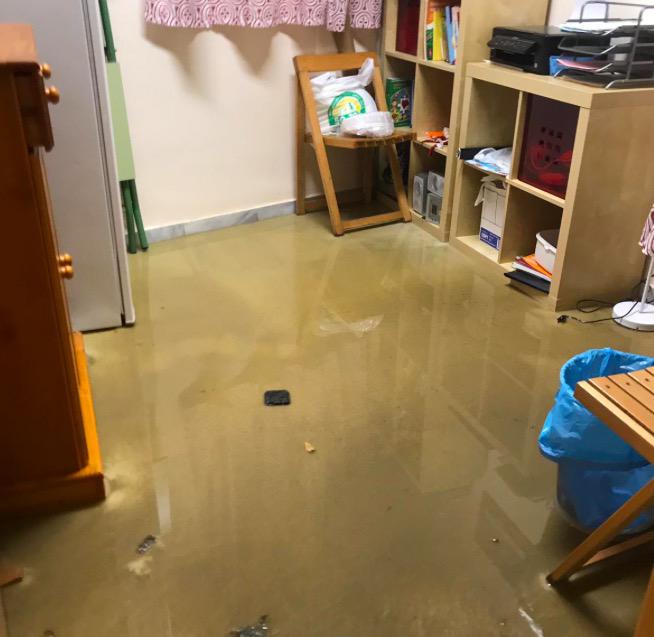 El agua inunda la cripta de San Felipe y causa daños en otros templos