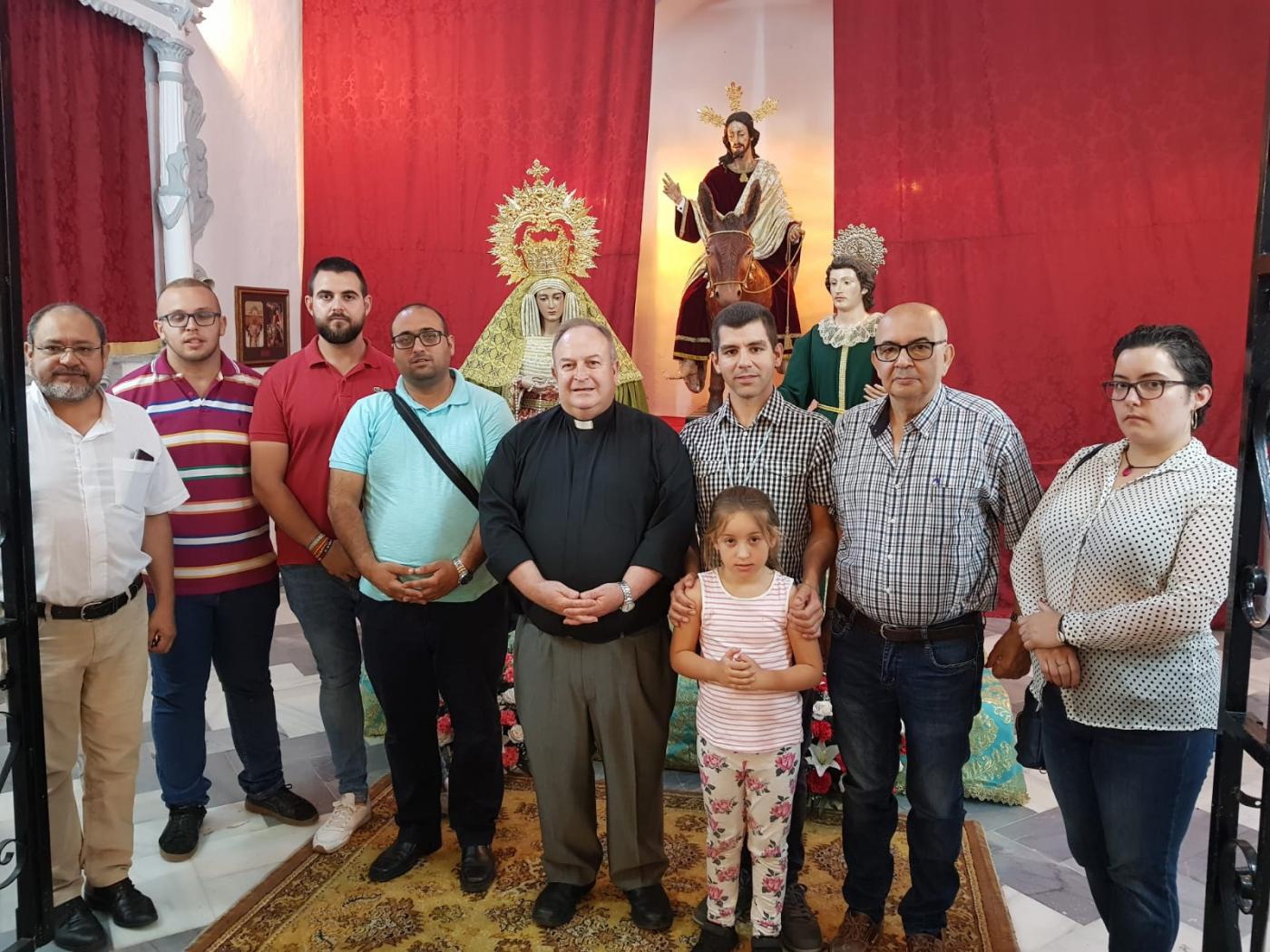 Visita de Manuel Ángel Santiago a la hermandad de la Pollinica de Álora