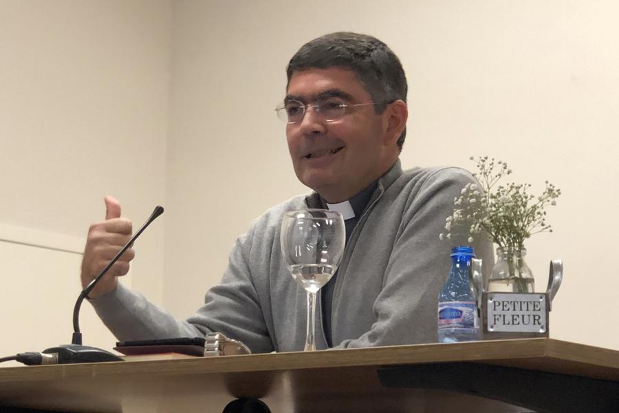 Charla del sacerdote José Emilio Cabra en las Jornadas de Formación permanente para el Clero // E. LLAMAS