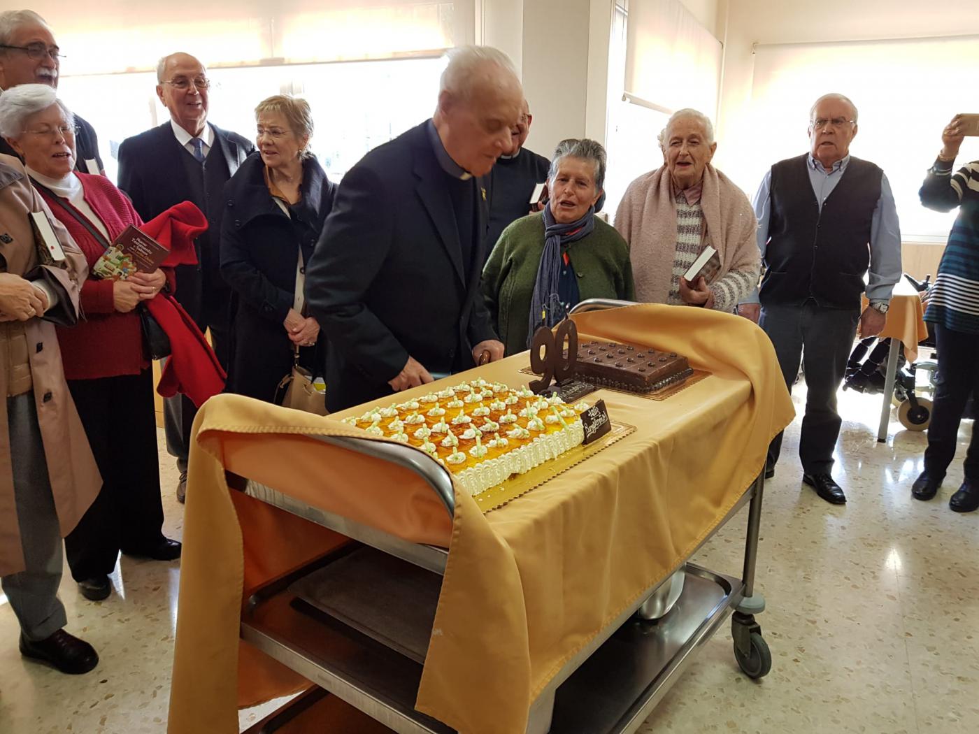 Don Ramón Buxarrais cumple 90 años en Málaga