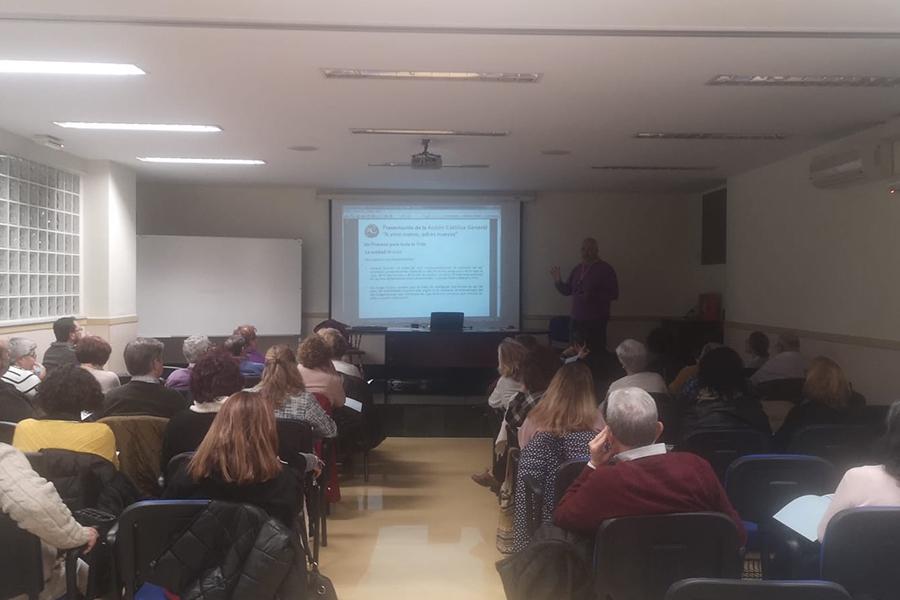Primer Encuentro de Acompañantes, organizado por ACG Málaga // C. VERA