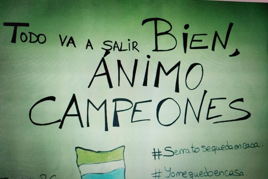 Una de las 2.300 cartas enviadas por los niños a los enfermos del Hospital Regional de Málaga