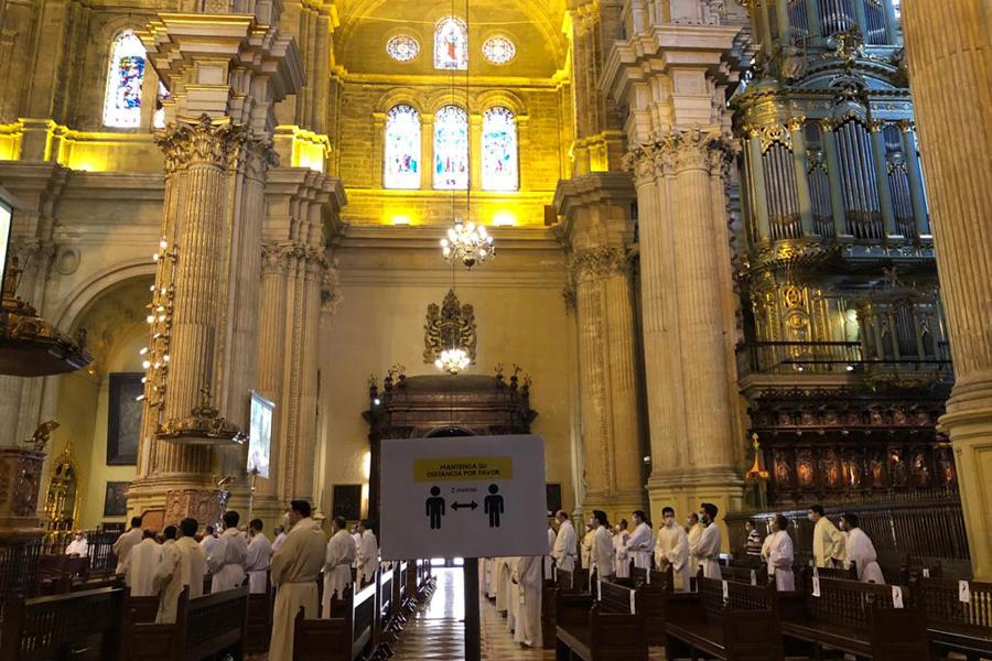 D. Jesús Catalá: «Sois un regalo para la Iglesia y para mí»