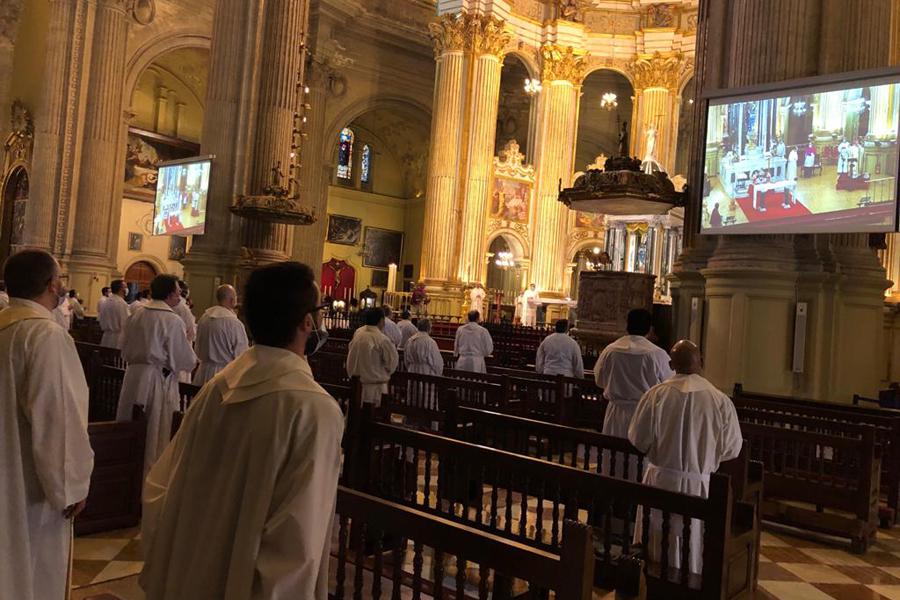 D. Jesús Catalá: «Sois un regalo para la Iglesia y para mí»