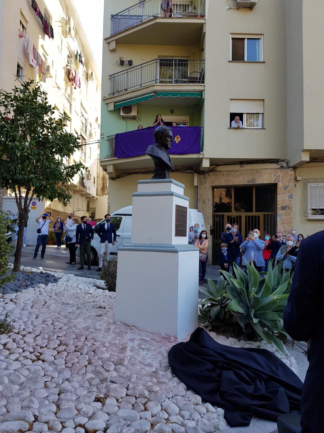Inauguración del busto de D. Manuel Gámez en la glorieta que lleva su nombre en la subida al Monte Calvario
