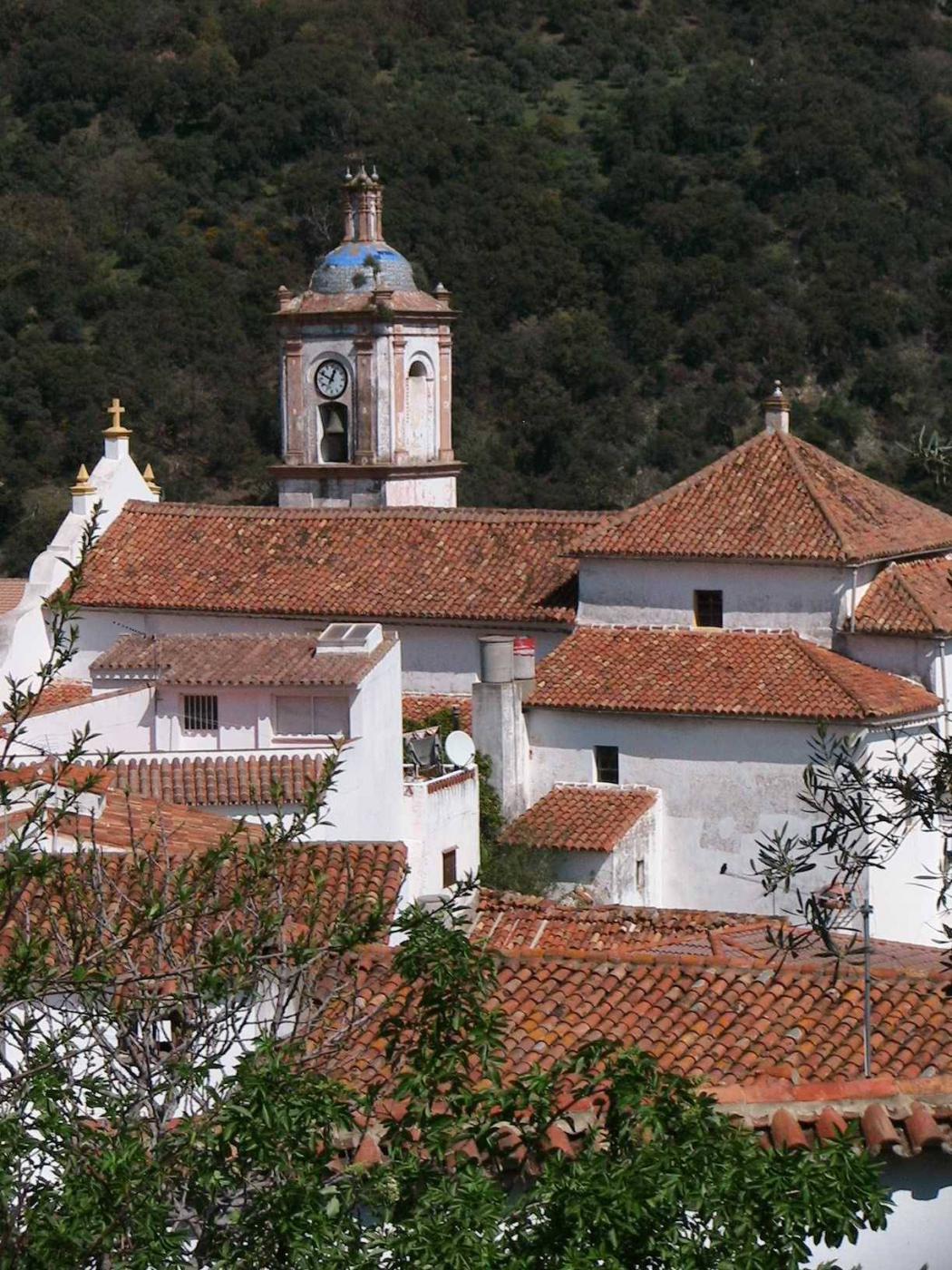 Vista de la parroquia de Ntra. Sra. de la Encarnación en Bebarrabá