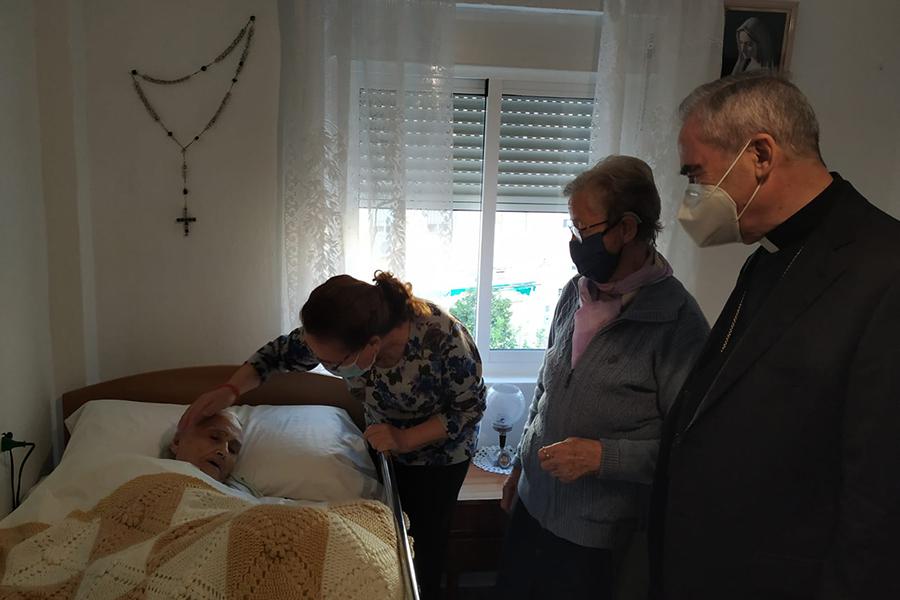 Visita Pastoral del Sr. Obispo, D. Jesús Catalá, a la parroquia Nuestra Señora de Flores del arciprestazgo Cristo Rey // P. MILLÁN