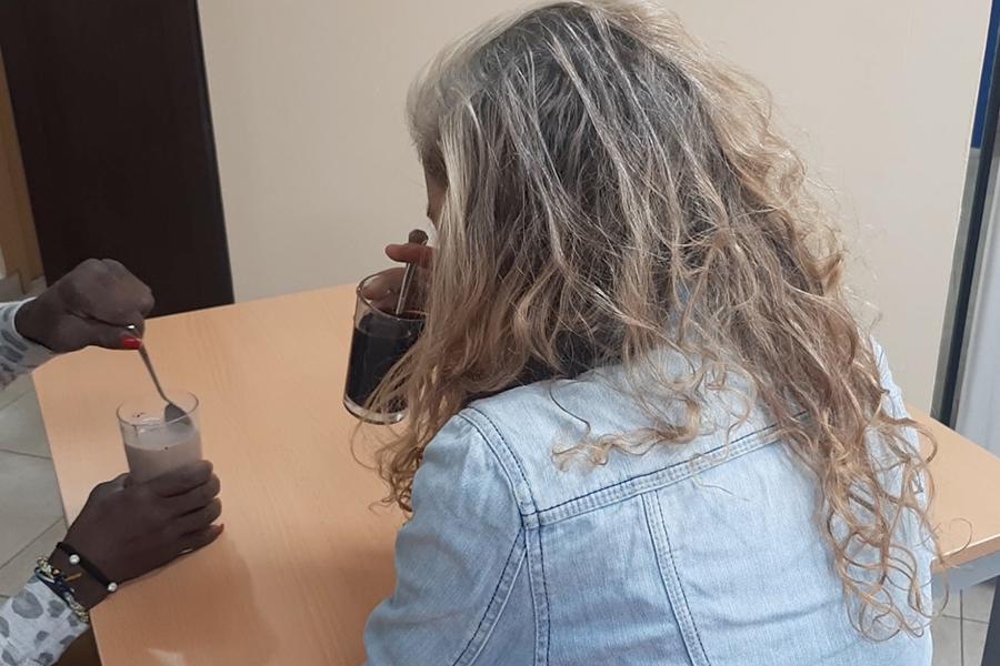 El día a día en el centro de acogida nocturna Calor y café // I. MARTOS