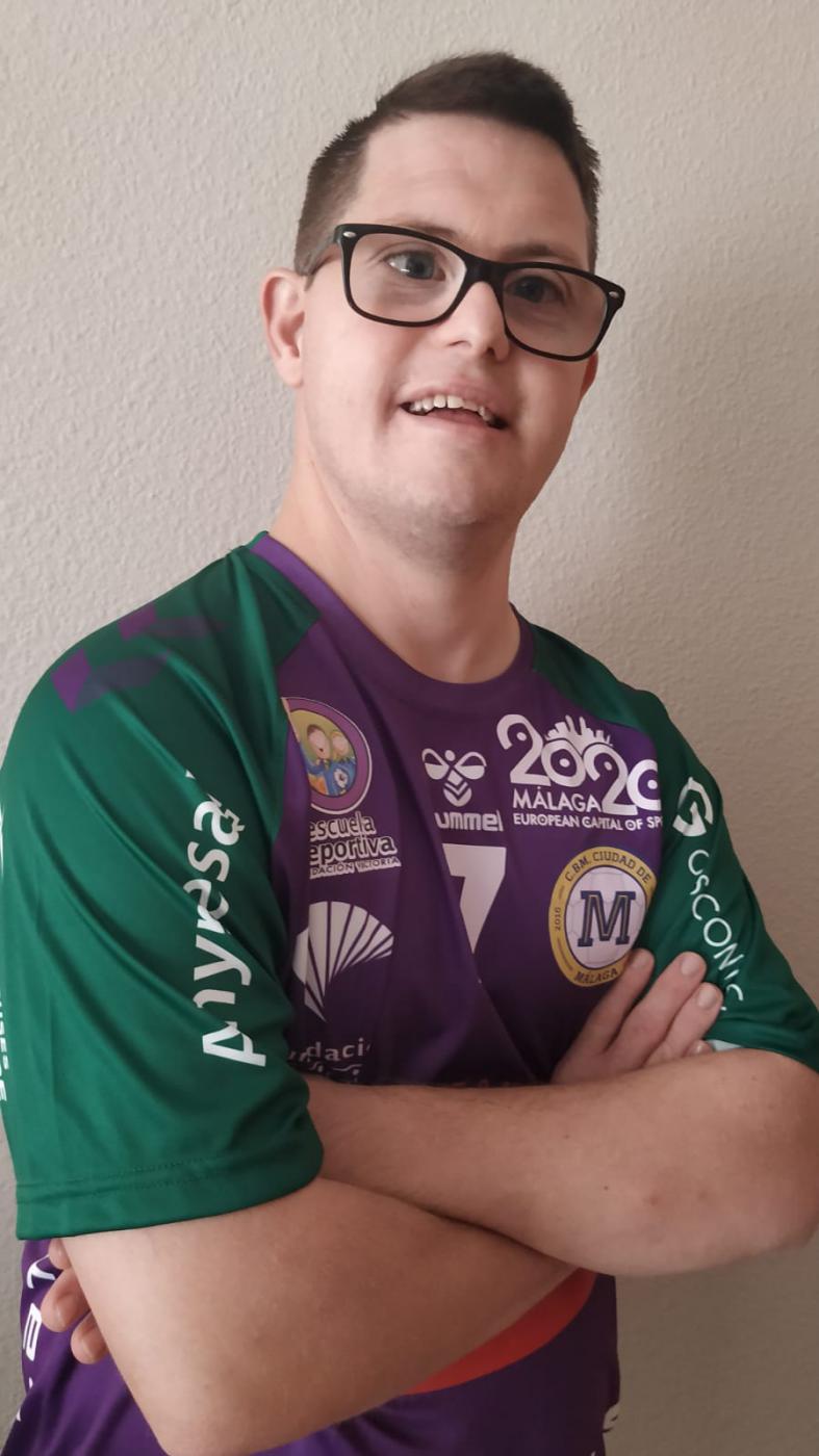 Jose David, uno de los jugadores del Trops Malaga-E.D. Fundacion Victoria de balonmano Sindrome de Down