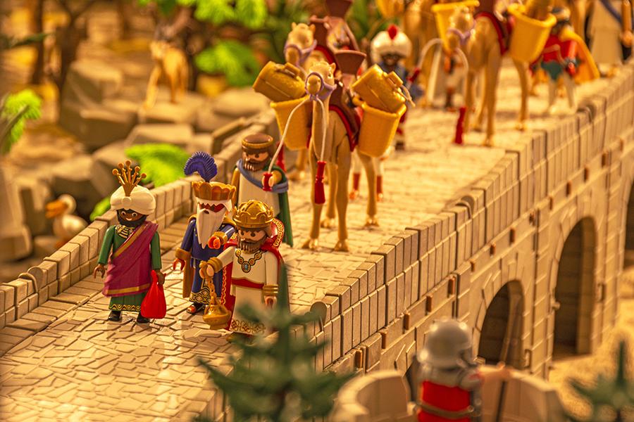 Belén Clicktiano en la parroquia Sagrada Familia, en Málaga