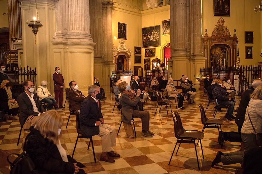 Misa del patrón de los periodistas en la capilla de la Encarnación de la Catedral. FOTO: D. GARCÍA