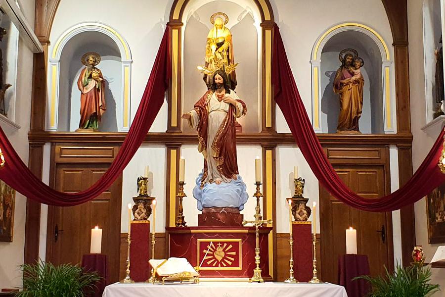 Parroquia de Santa Ana en Algarrobo