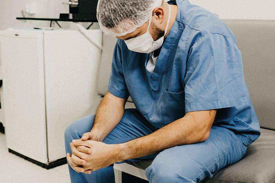 JORNADA ENFERMO. «Estemos presentes en el campo de la salud»