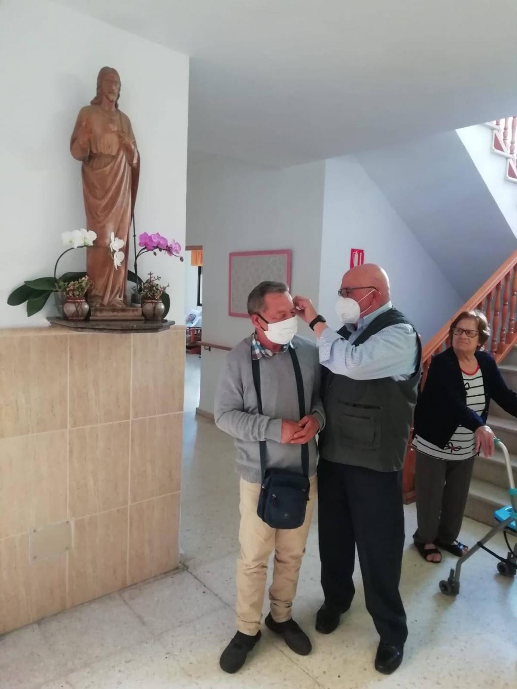 Los voluntarios que llevan muchos años viniendo son una parte fundamental del Cottongo de Málaga // J LUQUE