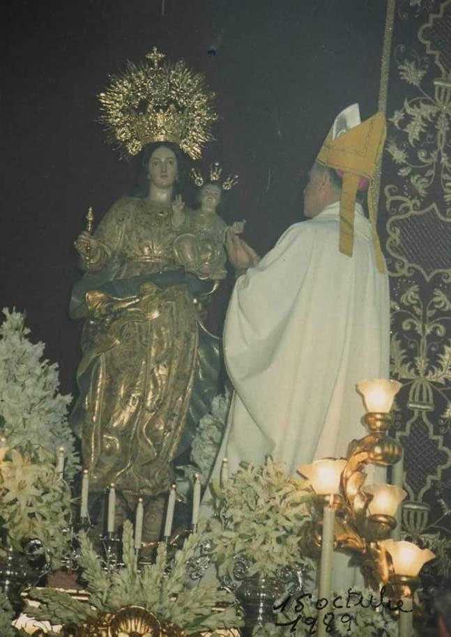 Ntra. Sra. de las Virtudes en Fuente de Piedra durante la coronación canónica por D. Ramón Buxarrais