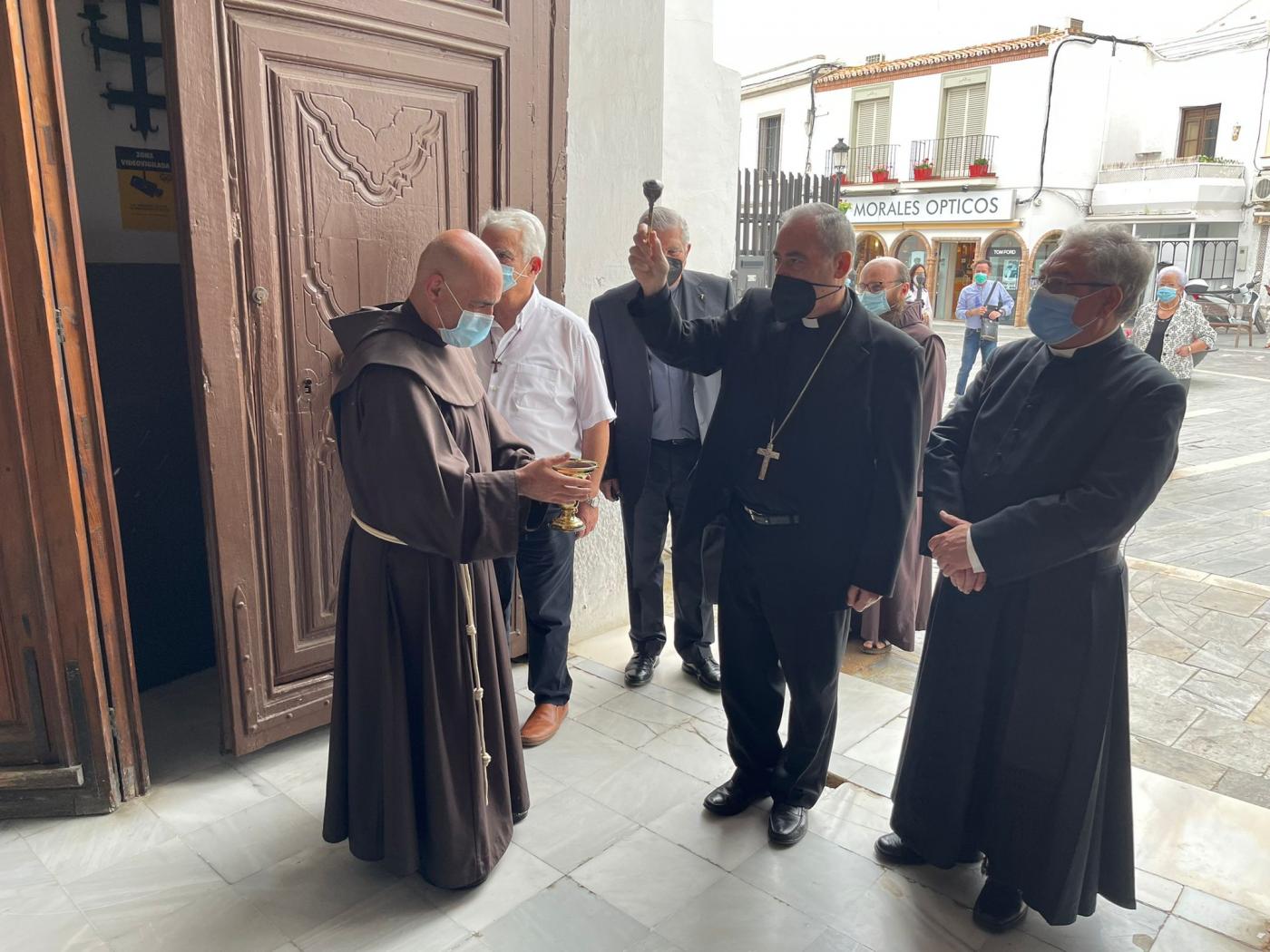 Visita Pastoral del Obispo de Málaga al Convento de San Francisco, en Vélez-Málaga