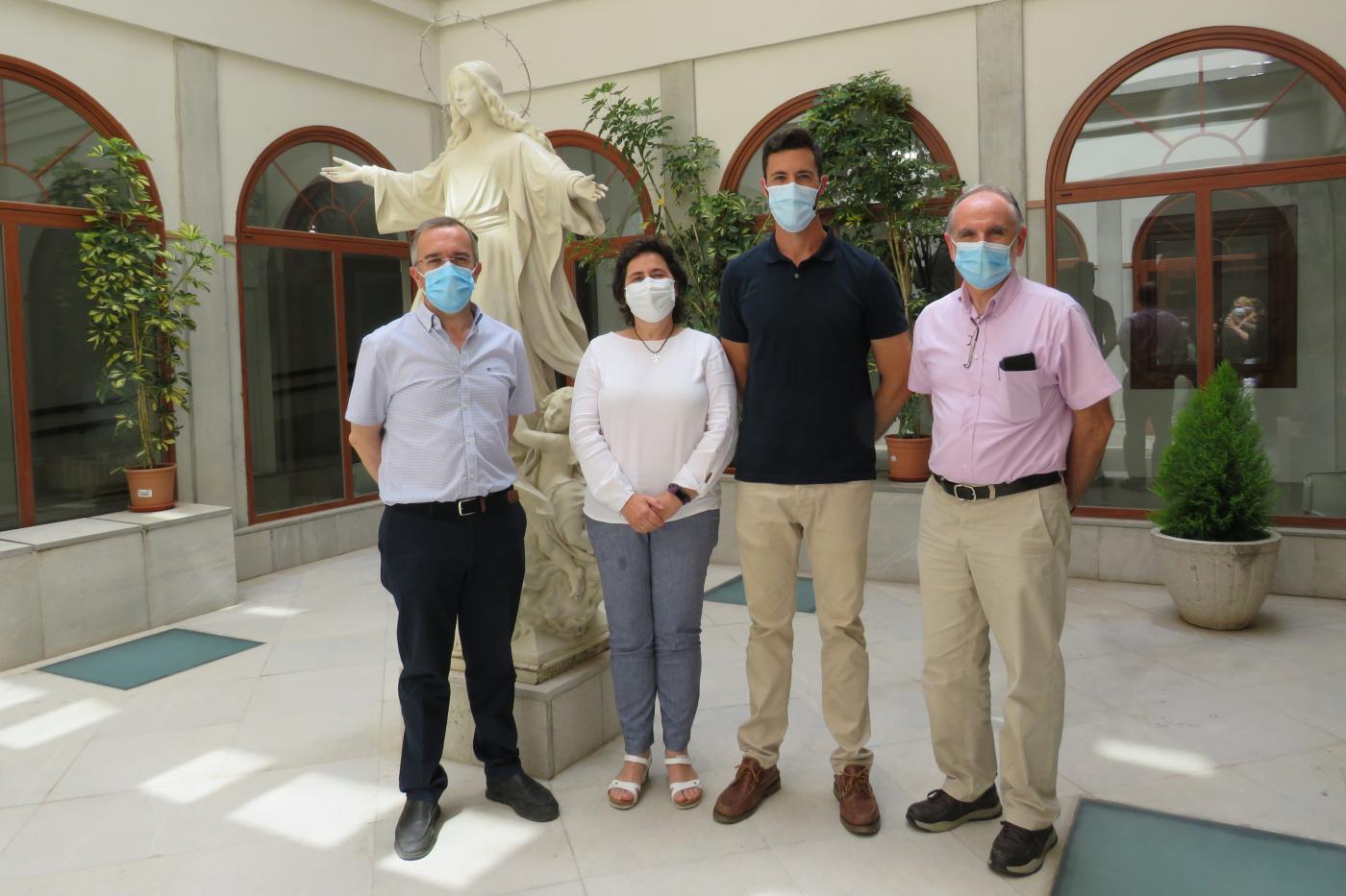 Javier Martínez: «Me encantaría seguir estudiando Teología»