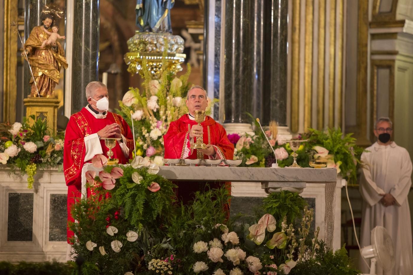 Solemne Eucaristía con motivo del 25 aniversario de la ordenación episcopal de D. Jesús Catalá // A. CABRERA