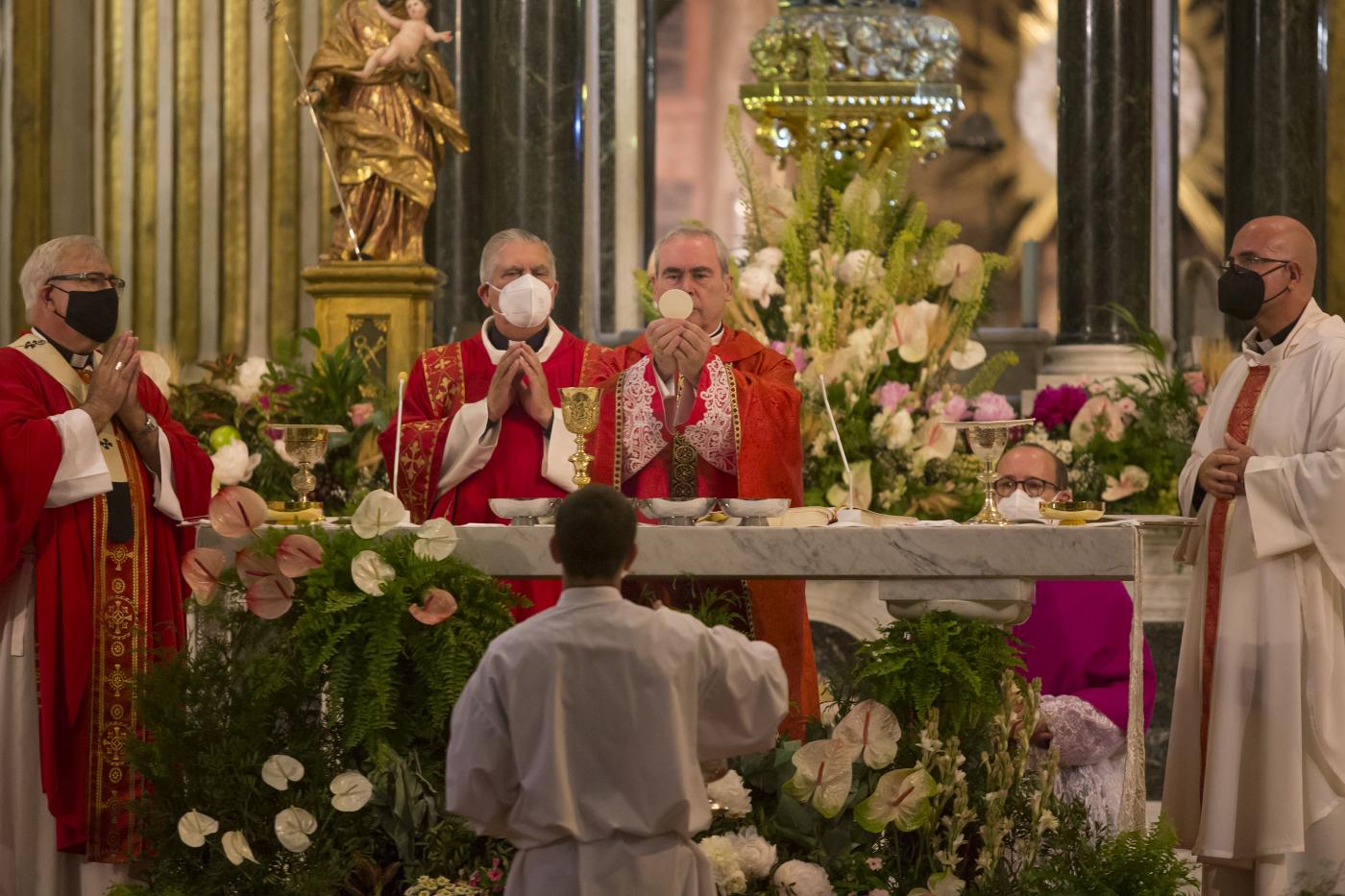 Solemne Eucaristía con motivo del 25 aniversario de la ordenación episcopal de D. Jesús Catalá // A. CABRERA