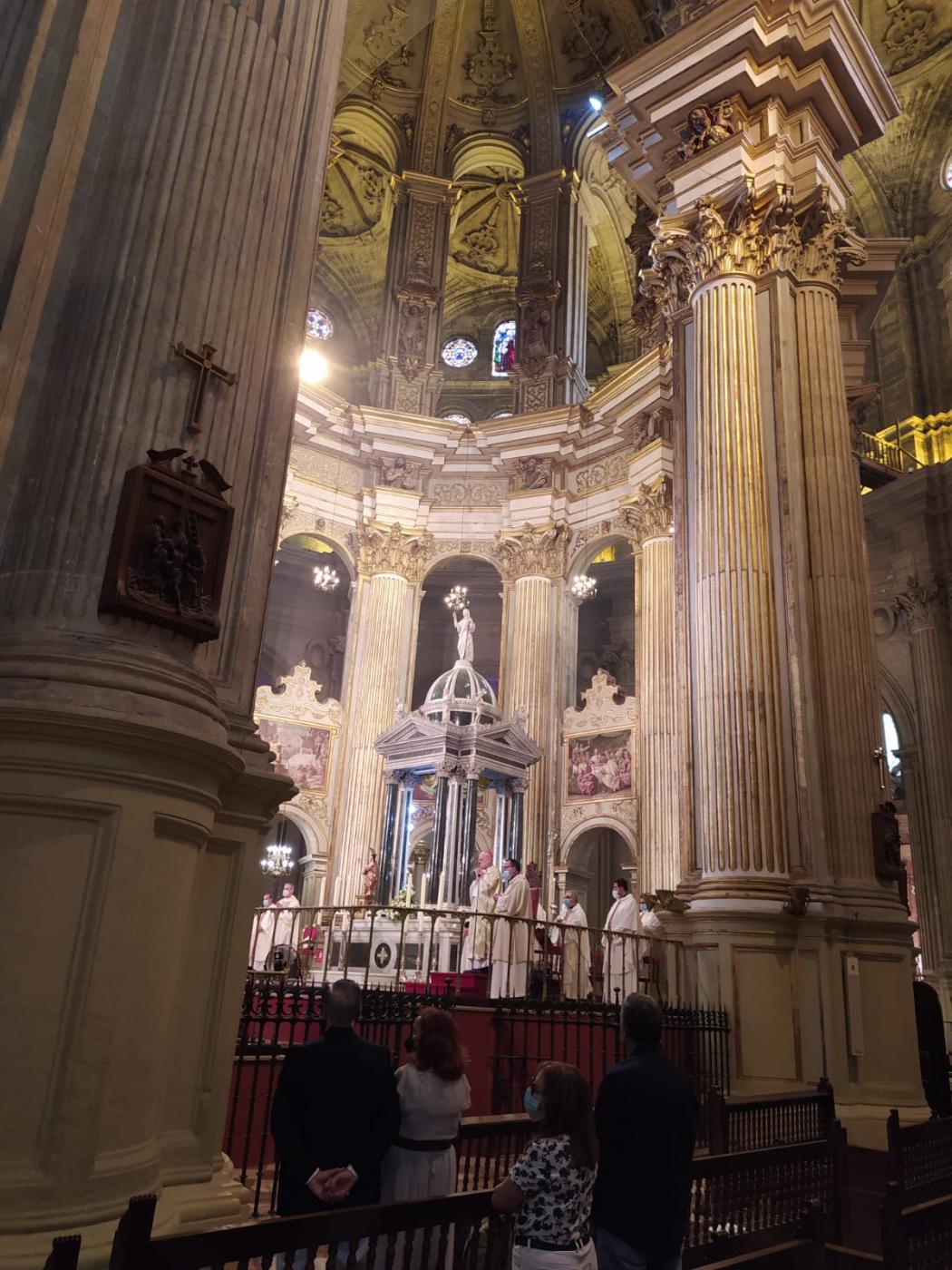 Celebración en la Catedral de Málaga de las bodas de oro episcopales de Mons. Ramón Buxarrais