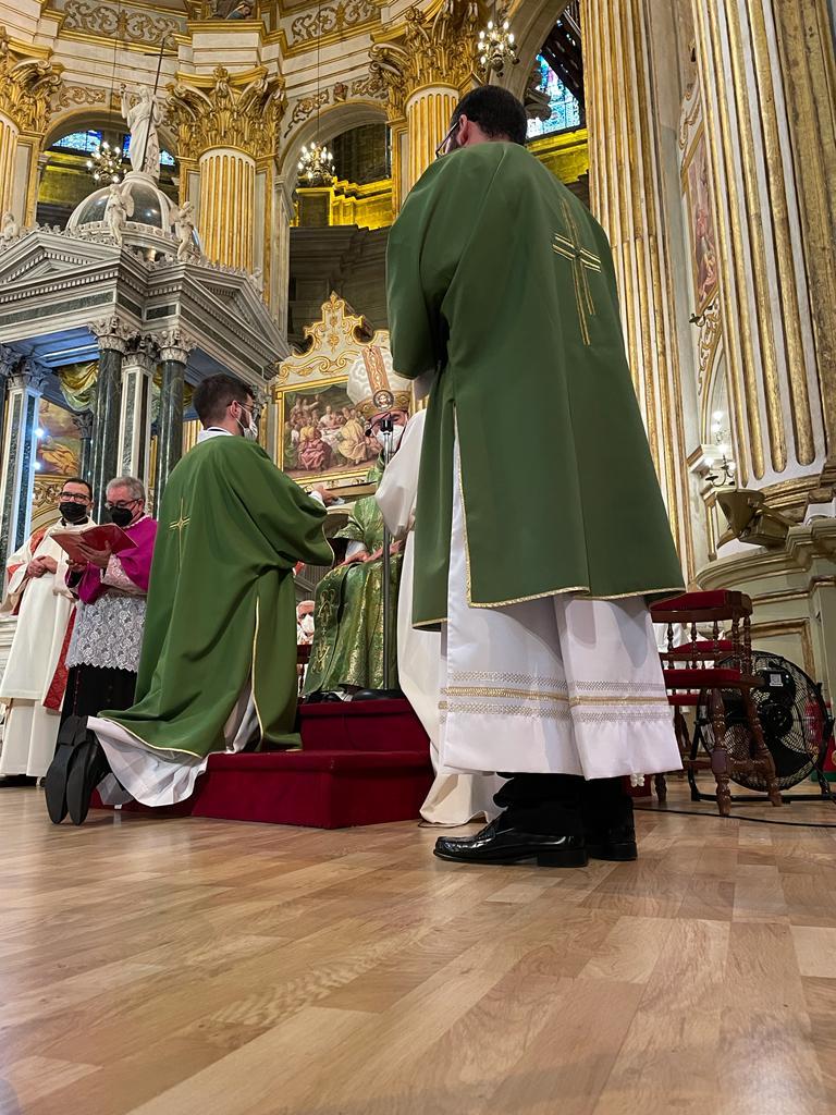 Ordenación diaconal de Aaron Benzaquen, Santiago Bremermann, Eduardo Muñoz, Rafael López y Juan Manuel Caracuel // E. LLAMAS